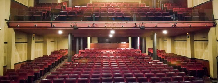 Jove Teatre Regina